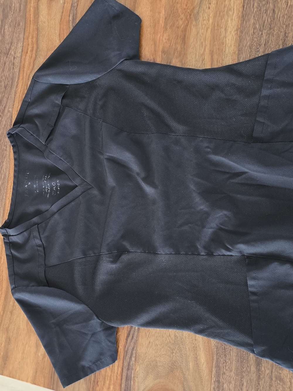 JAANUU Black Scrub Top S